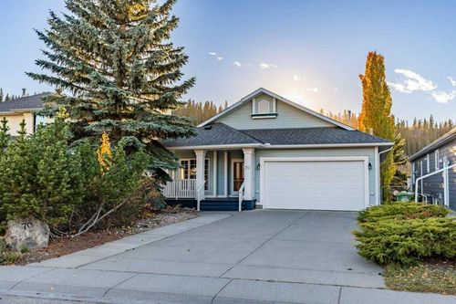 70 Riverview Cir, Cochrane, AB, T4C1K3 | Card Image