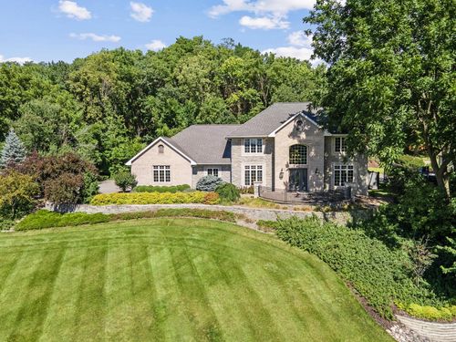1803 Ironwood Pl, Onalaska, WI, 54650-8211 | Card Image
