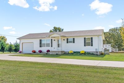 85 El Camino Real Dr, House other with 3 bedrooms, 2 bathrooms and null parking in Cadiz KY | Image 3