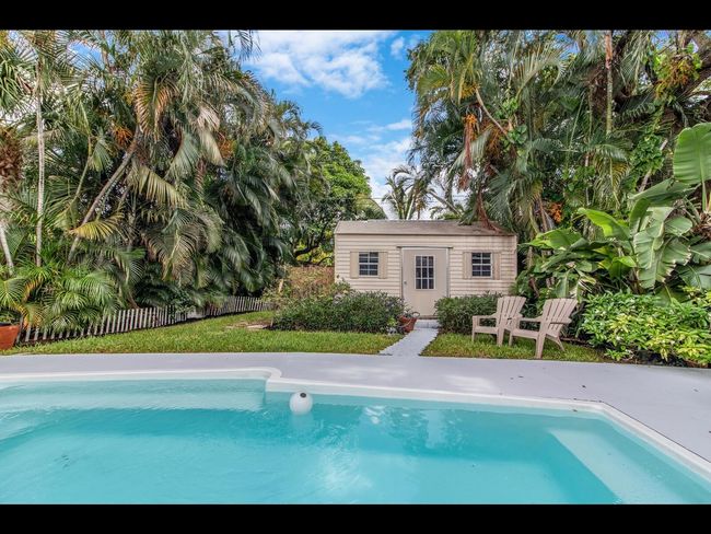 1435 Ne 39 Th St, House other with 2 bedrooms, 1 bathrooms and null parking in Oakland Park FL | Image 13