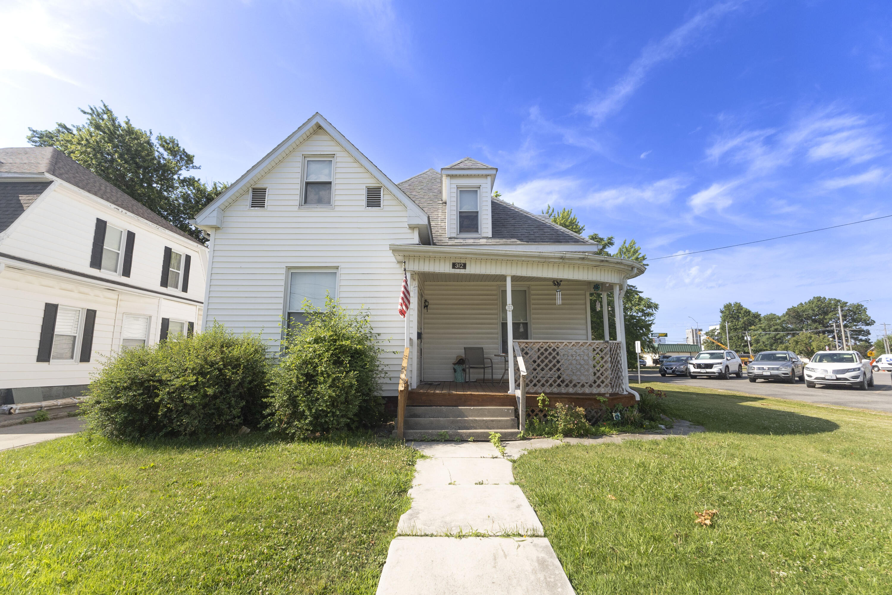 Taylor St, Moberly, MO 65270