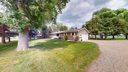19142 570th Ave, Wells, MN, 56097-6200 | Card Image