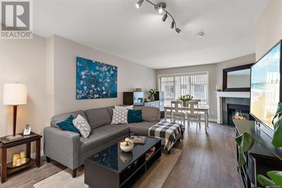 406 - 1014 Rockland Ave, Condo with 2 bedrooms, 2 bathrooms and 1 parking in Victoria BC | Image 3