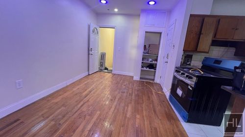 2r-317 E 49th Street, New York City, NY, 11203 | Card Image