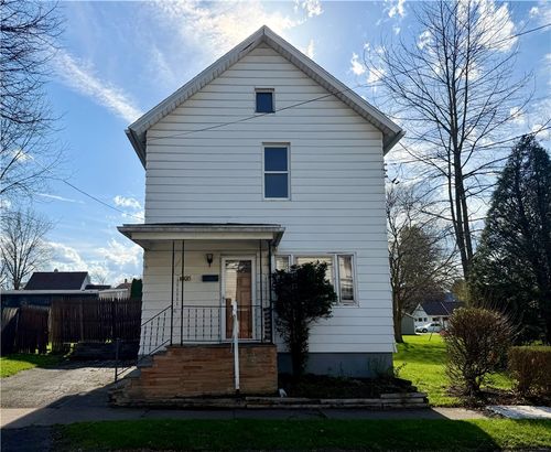 1005 N Main St, Elmira, NY, 14901-1416 | Card Image