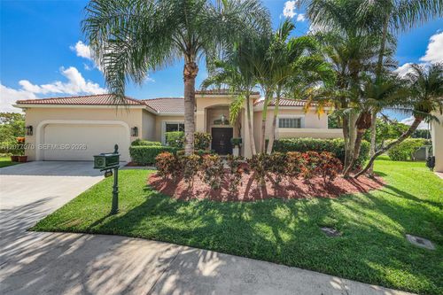 1928 Water Ridge Dr, Weston, FL, 33326-2387 | Card Image
