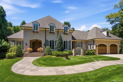 5 Puritan Pl, Huntington, NY, 11743-2433 | Card Image