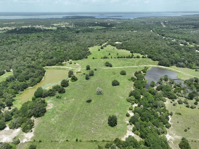 Bird's eye view of a nearby body of water | Image 14