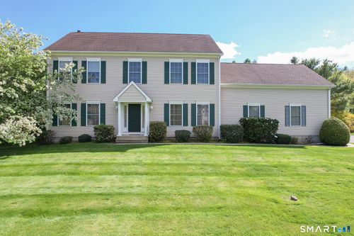 11 Nature Trl, Hamden, CT, 06518-1033 | Card Image