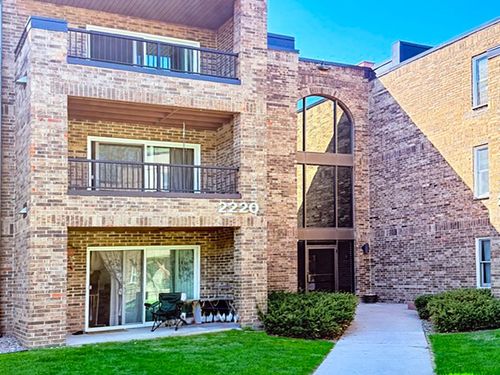 apt-307-2220 Midland Grove Rd, Roseville, MN, 55113-3871 | Card Image