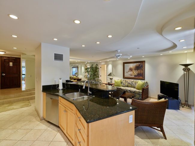 304 - 50 Nohea Kai Dr, Condo with 2 bedrooms, 2 bathrooms and null parking in Lahaina HI | Image 7