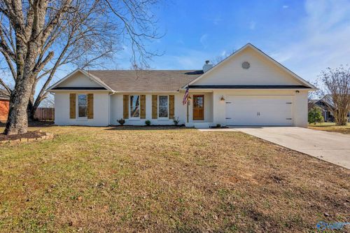 4541 Maysville Rd, New Market, AL, 35761-9090 | Card Image