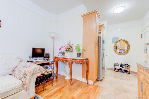 apt-d6-10918 Lefferts Blvd, South Ozone Park, NY, 11420-1350 | Card Image