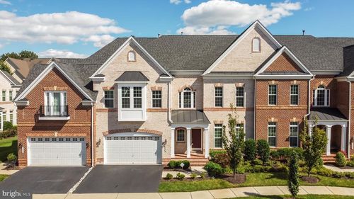 3883 Billberry Dr, Fairfax, VA, 22033-2479 | Card Image