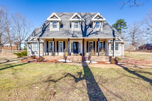 831 Columbia Hwy, Hohenwald, TN, 38462-2475 | Card Image