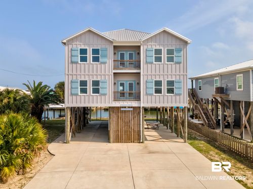 2213 Cadillac Ave, Dauphin Island, AL, 36528-4215 | Card Image
