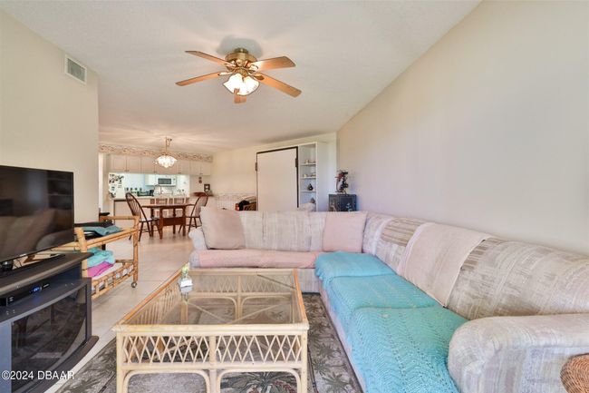 108R - 944 S Peninsula Dr, Condo with 1 bedrooms, 2 bathrooms and null parking in Daytona Beach FL | Image 6
