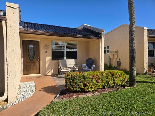 121 Lake Gloria Dr, West Palm Beach, FL, 33411-2259 | Card Image