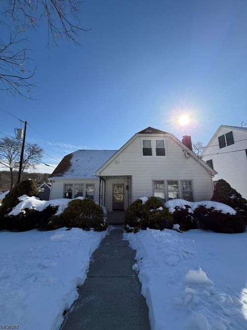 74 Elm Rd, Caldwell, NJ, 07006-5322 | Card Image