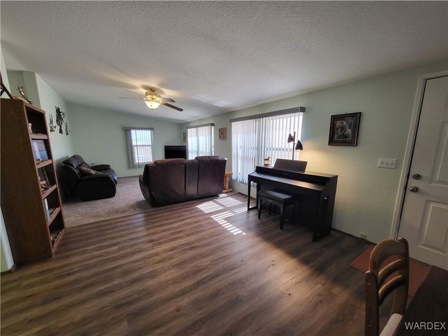 Living Room | Image 18