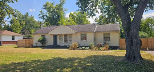 1123 Tuckahoe Dr, Nashville, TN, 37207-1640 | Card Image