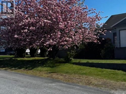 7170 Jordan St, Powell River, BC, V8A1M9 | Card Image