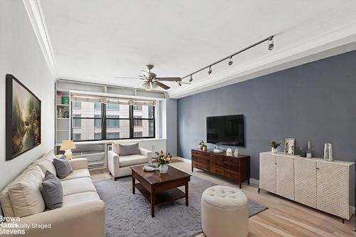 15h-330 3rd Ave, New York, NY, 10010-3721 | Card Image