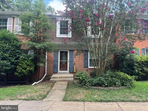 5230 Lonsdale Dr, SPRINGFIELD, VA, 22151-1712 | Card Image