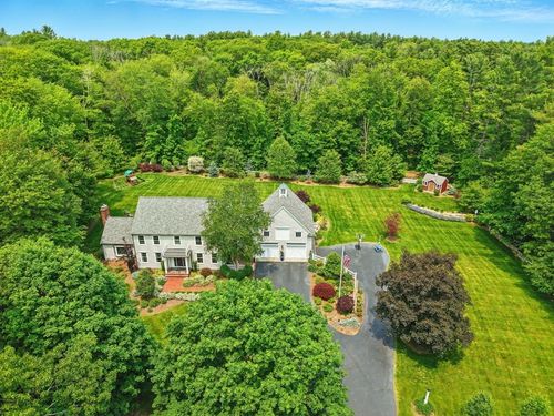 37 Pleasant St, Norwell, MA, 02061-2524 | Card Image