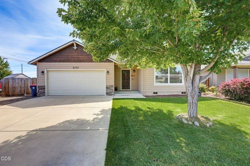 8292 29th St, White City, OR, 97503-1222 | Card Image
