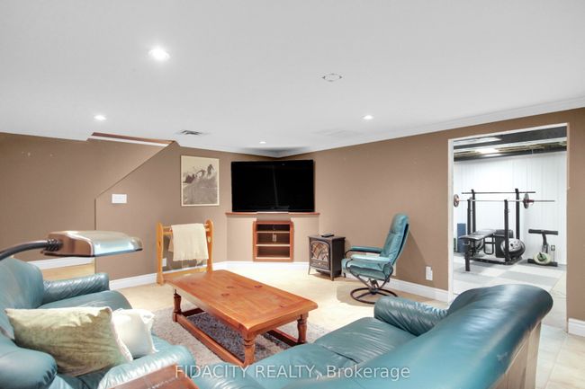 6657 Bluebird St, House other with 3 bedrooms, 3 bathrooms and 4 parking in Kars ON | Image 43