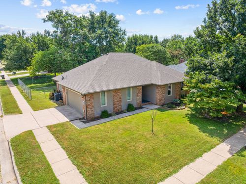664 S Sparks Ave, Springfield, MO, 65802-2871 | Card Image