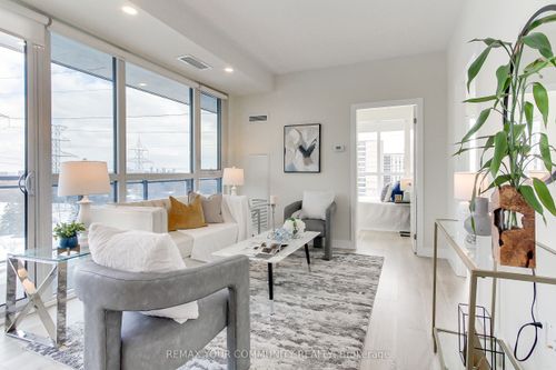 609-3237 Bayview Ave, North York, ON, M2K0G1 | Card Image