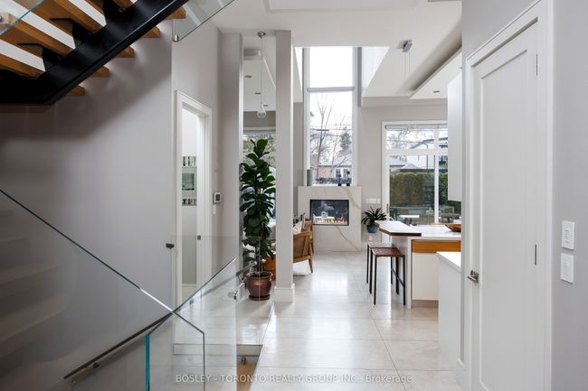242 Sutherland Dr, House other with 6 bedrooms, 6 bathrooms and 2 parking in East York ON | Image 9