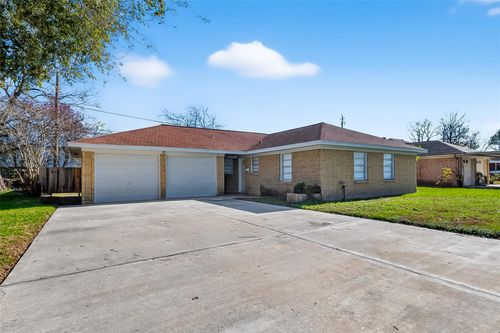 1205 Alpha Dr, Pasadena, TX, 77506-5103 | Card Image