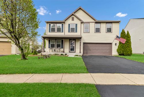 422 Westport Dr, Pingree Grove, IL, 60140-9172 | Card Image