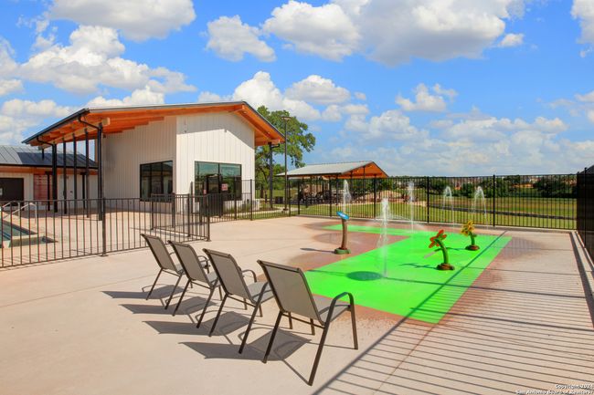 1823 Weinnacht, House other with 5 bedrooms, 4 bathrooms and null parking in New Braunfels TX | Image 6