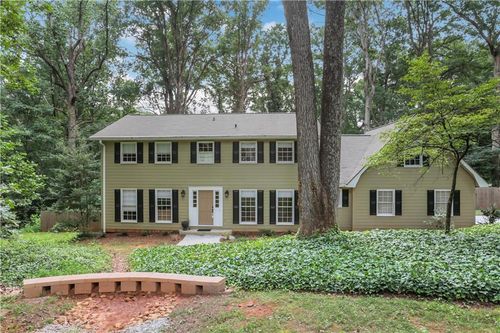 2225 Mountain Creek Dr, Smoke Rise, GA, 30087-1028 | Card Image
