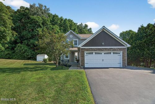 26 Jamison Dr, Clifton Park, NY, 12065-7250 | Card Image