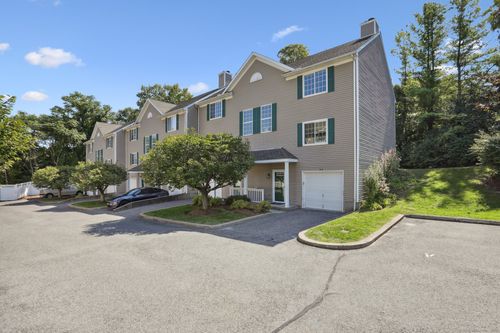 12-14 South St, Danbury, CT, 06810-8152 | Card Image