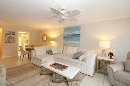 apt-202-333 4th Ave S, NAPLES, FL, 34102-6339 | Card Image