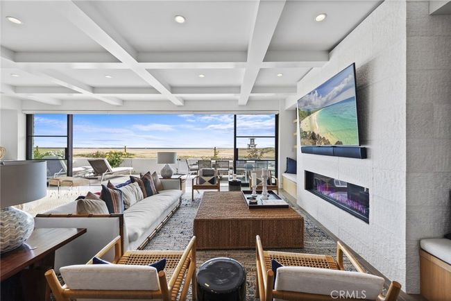 2148 E Oceanfront, House other with 5 bedrooms, 5 bathrooms and 3 parking in Newport Beach CA | Image 8