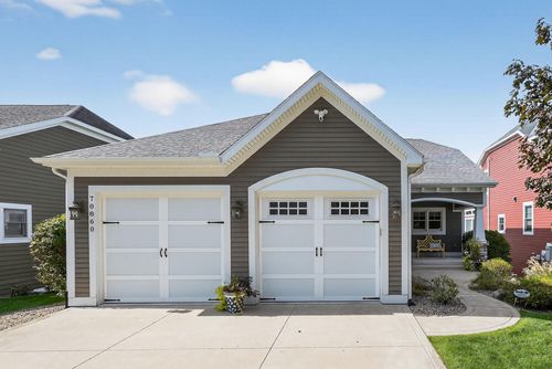 70860 Baldwin Landing Dr, Union, MI, 49130-8733 | Card Image