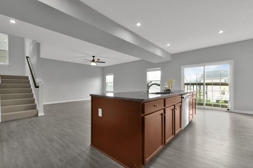 205 Arlington Dr, Pickerington, OH, 43147-1552 | Card Image