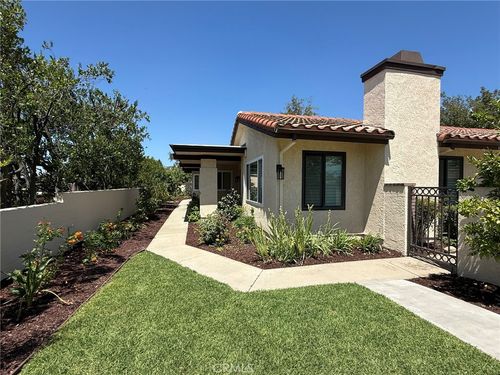 860 Calle Del Sol, Upland, CA, 91784-1875 | Card Image