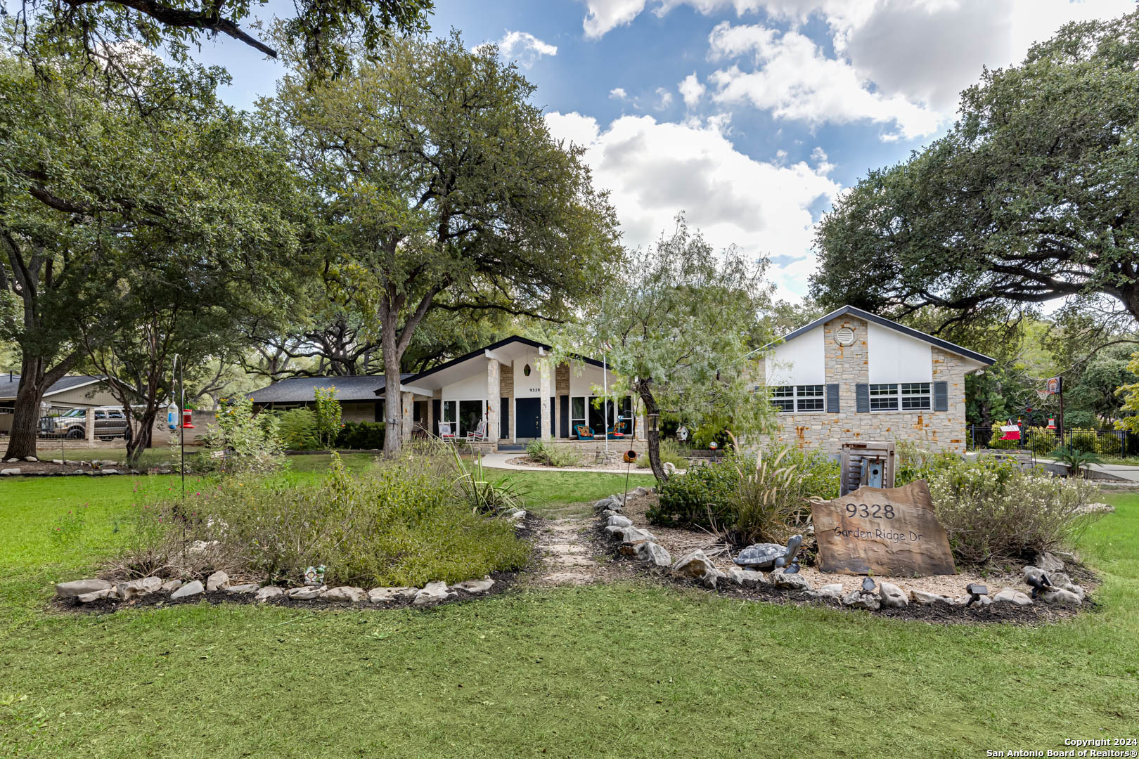 Garden Ridge Dr, San Antonio, TX 78266