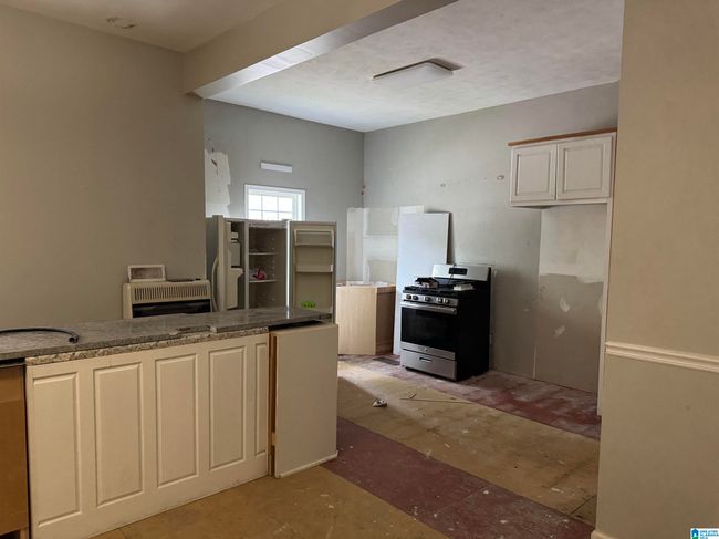 2030 Leighton Ave, House other with 6 bedrooms, 3 bathrooms and null parking in Anniston AL | Image 21