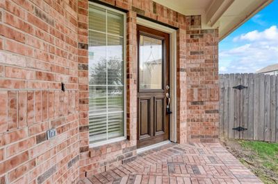 131 Tonkawa Canyon Drive, House other with 3 bedrooms, 2 bathrooms and null parking in La Marque TX | Image 2