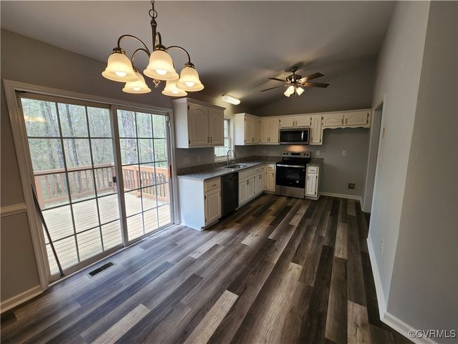 4404 Canvasback Ct, House other with 3 bedrooms, 2 bathrooms and null parking in North Dinwiddie VA | Image 12