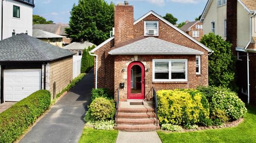 526 Highridge Ave, Cliffside Park, NJ, 07010-1612 | Card Image